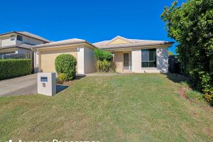 13 Girraween Cr, Parkinson, QLD 4115 Australia