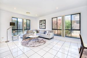 13 Girraween Cr, Parkinson, QLD 4115 Australia