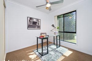 13 Girraween Cr, Parkinson, QLD 4115 Australia