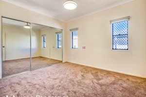 7 Beechwood Cl, Stretton, QLD 4116 Australia