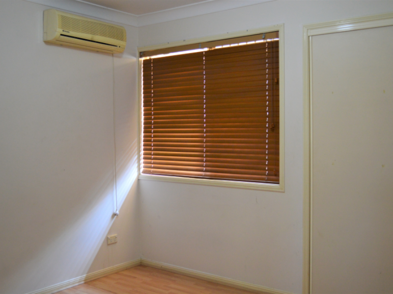 6 Shelduck Pl, Calamvale, QLD 4116 Australia