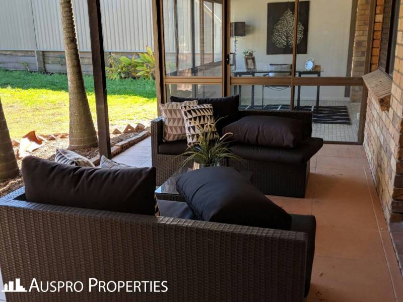 329 Gowan Rd, Sunnybank Hills, QLD 4109 Australia