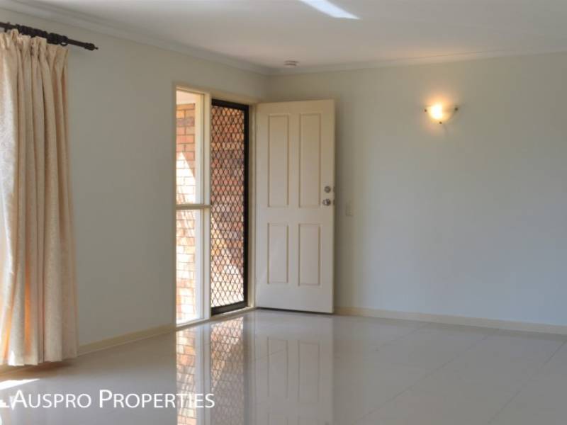 329 Gowan Rd, Sunnybank Hills, QLD 4109 Australia