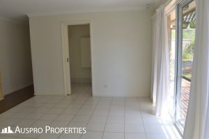 18 Firthshire, Mansfield, QLD 4132 Australia