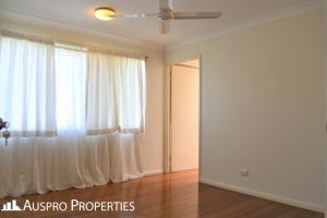 18 Firthshire, Mansfield, QLD 4132 Australia