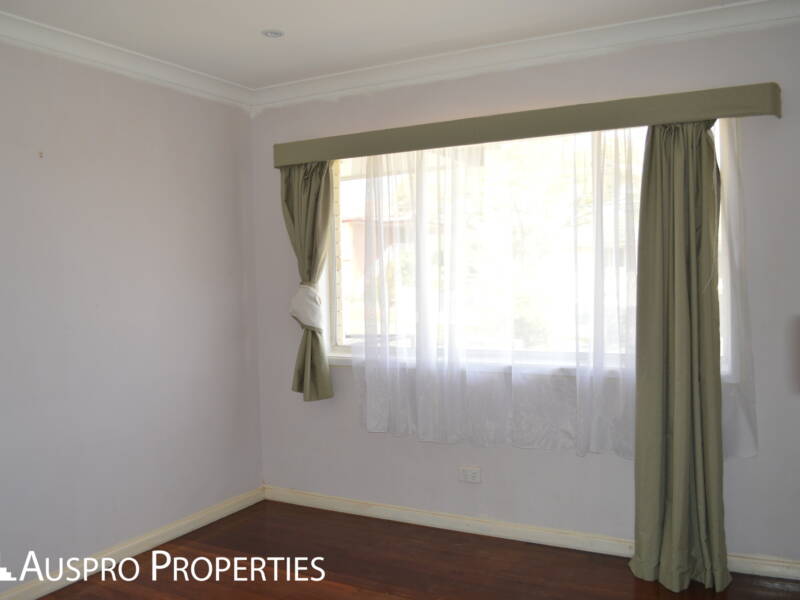 37 Cresthaven Drive, Mansfield, QLD 4122 Australia