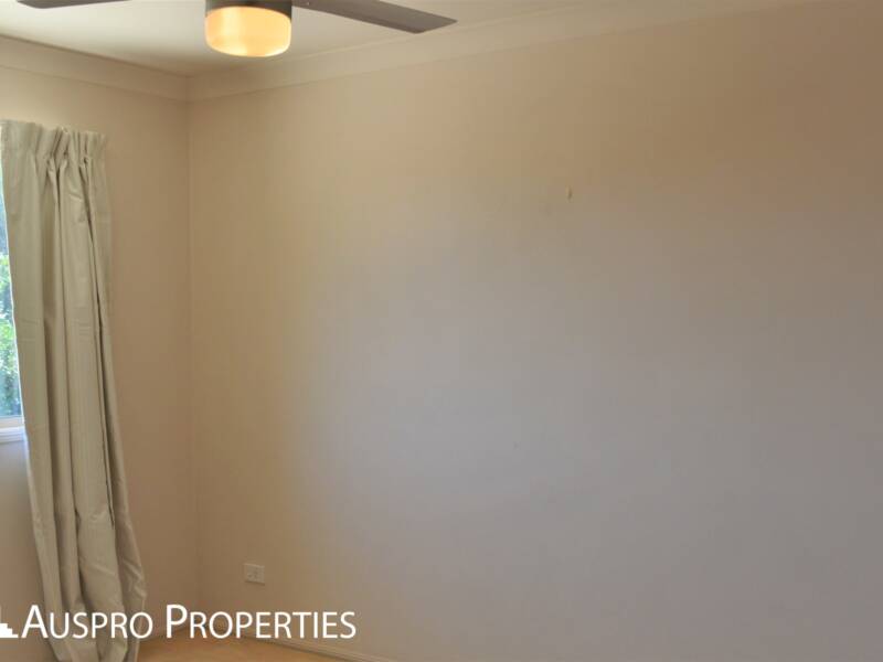 1/8 Hialeah Close, Helensvale, QLD 4212 Australia