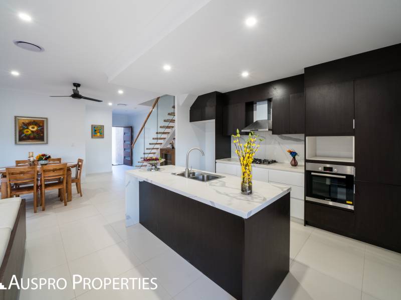 40 Frizzell Street, Stretton, QLD 4116 Australia