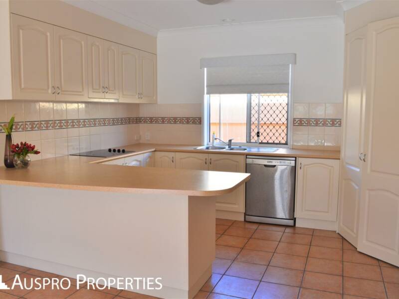 12 Sungold Place, Runcorn, QLD 4113 Australia
