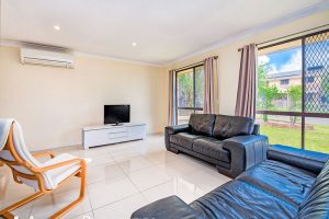 8 Kurru Street, Eight Mile Plains, QLD 4113