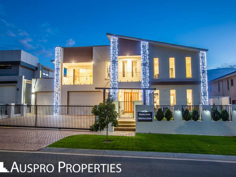 27 Elderbury Pl , Stretton, QLD 4116 Australia