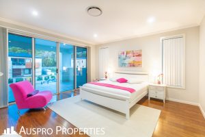 27 Elderbury Pl , Stretton, QLD 4116 Australia