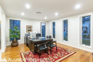 27 Elderbury Pl , Stretton, QLD 4116 Australia