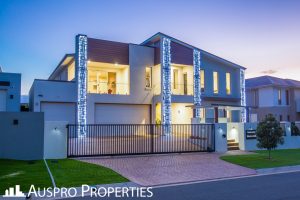 27 Elderbury Pl , Stretton, QLD 4116 Australia