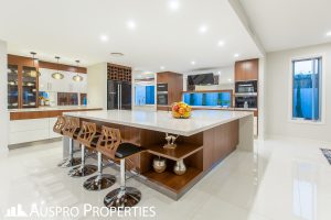 27 Elderbury Pl , Stretton, QLD 4116 Australia
