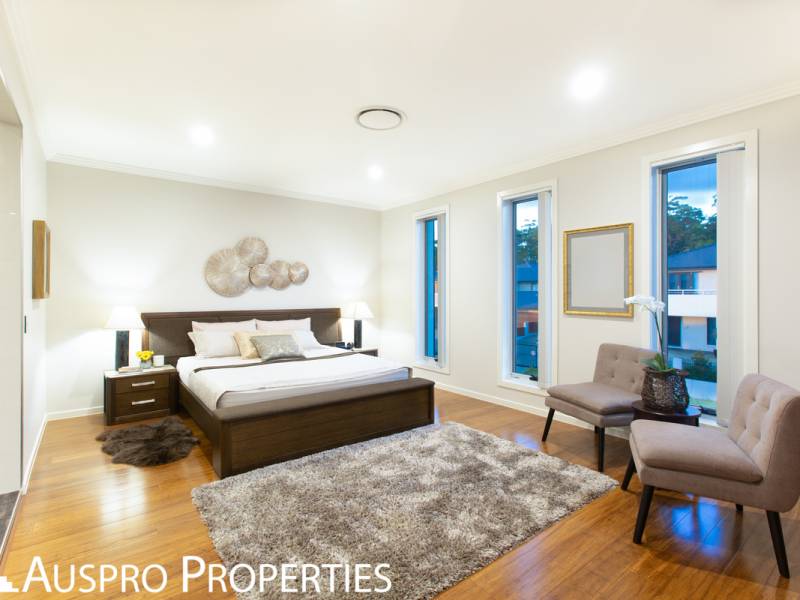 27 Elderbury Pl , Stretton, QLD 4116 Australia