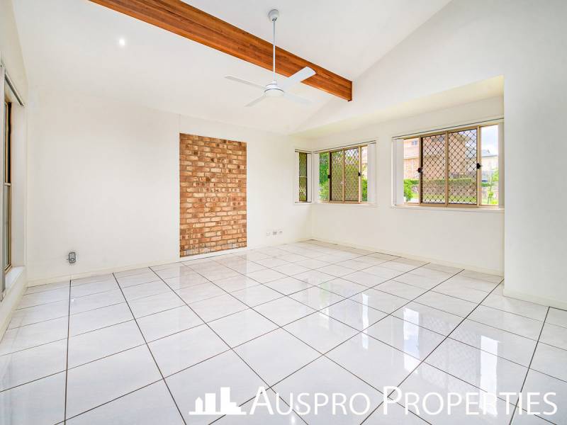 25 Harrison St, Stretton, QLD 4116 Australia