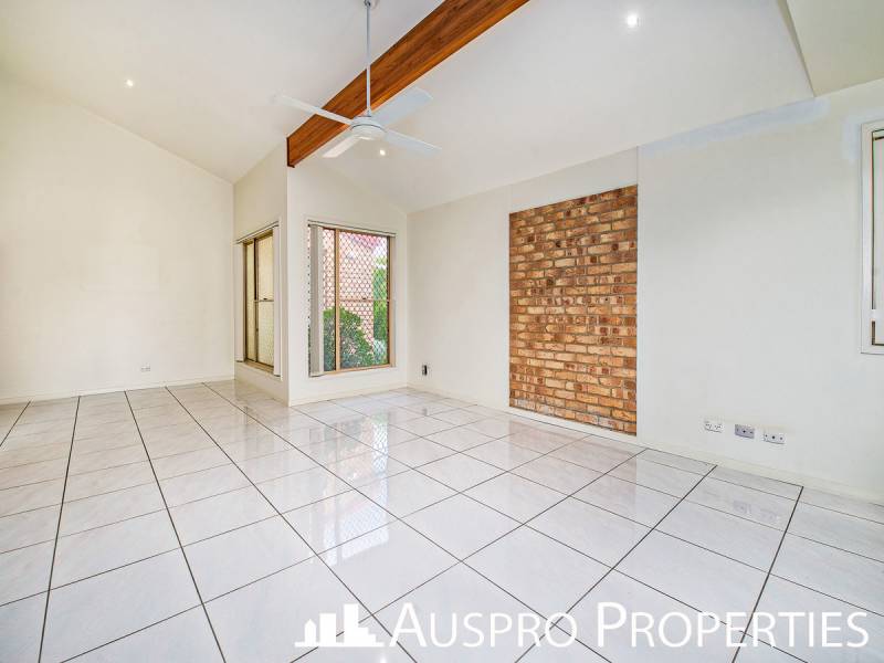 25 Harrison St, Stretton, QLD 4116 Australia