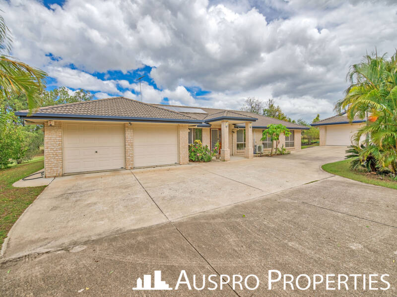 27 Park Ridge Rd, Park Ridge, QLD 4125 Australia