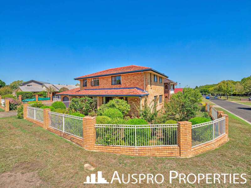 6 Chalton St, Eight Mile Plains, QLD 4113 Australia