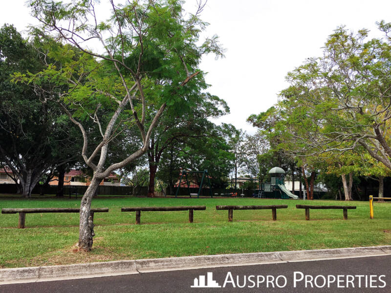 6 Chalton St, Eight Mile Plains, QLD 4113 Australia
