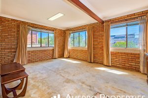 6 Chalton St, Eight Mile Plains, QLD 4113 Australia