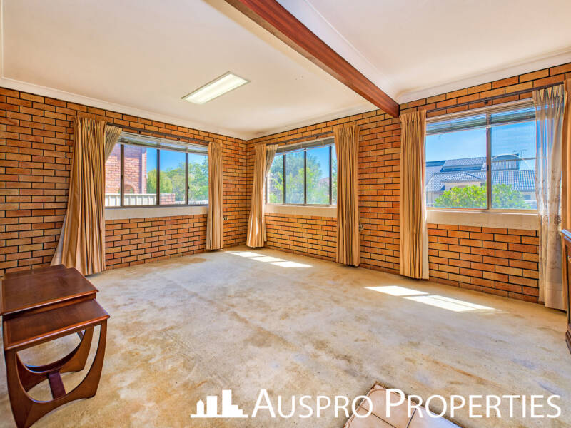 6 Chalton St, Eight Mile Plains, QLD 4113 Australia