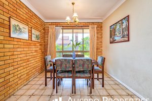 6 Chalton St, Eight Mile Plains, QLD 4113 Australia
