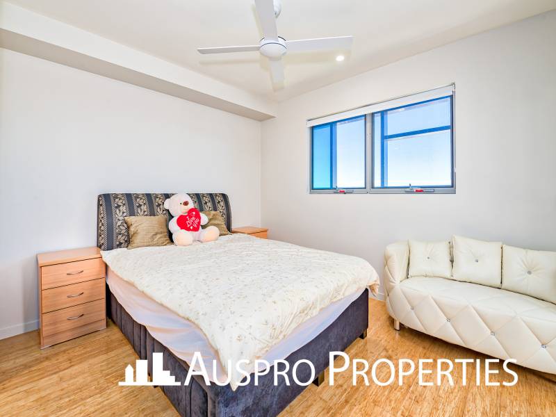 1743/5 Cremin St, Upper Mount Gravatt, QLD 4122 Australia