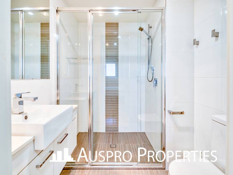 1743/5 Cremin St, Upper Mount Gravatt, QLD 4122 Australia