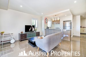 1743/5 Cremin St, Upper Mount Gravatt, QLD 4122 Australia
