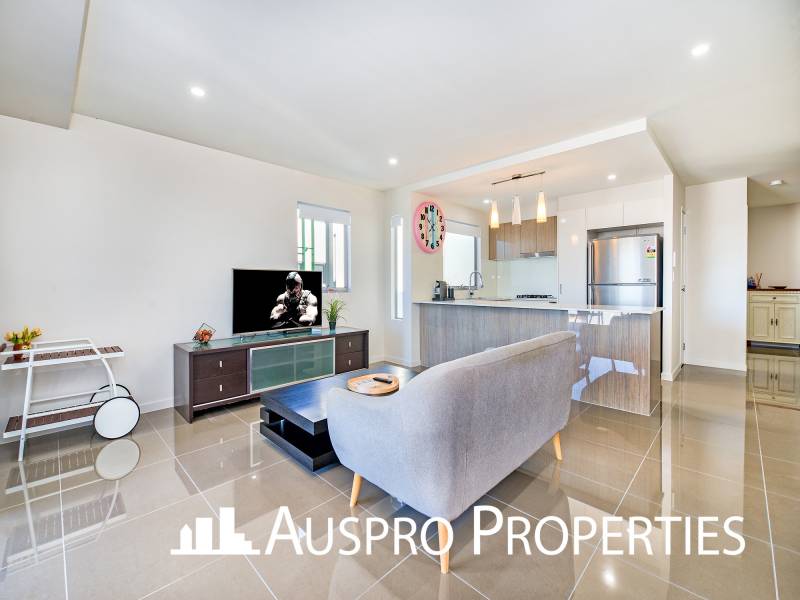 1743/5 Cremin St, Upper Mount Gravatt, QLD 4122 Australia
