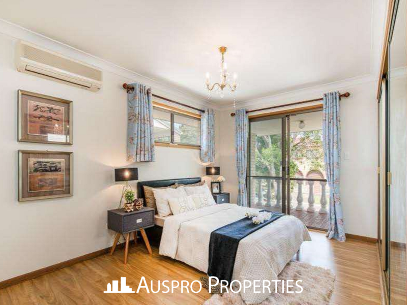 9 Karalee St, Sunnybank, QLD 4109 Australia