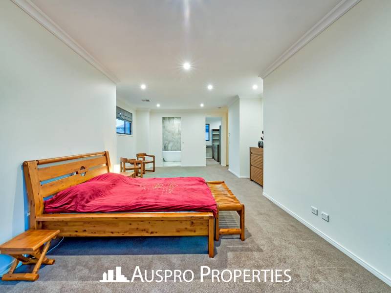 80 Elderbury Pl, Stretton, QLD 4116 Australia