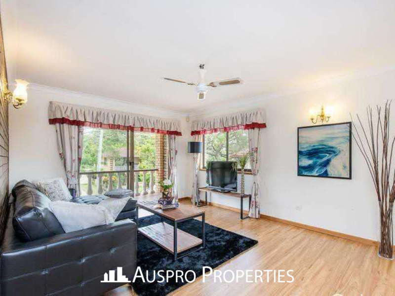 9 Karalee St, Sunnybank, QLD 4109 Australia