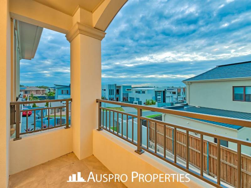 80 Elderbury Pl, Stretton, QLD 4116 Australia