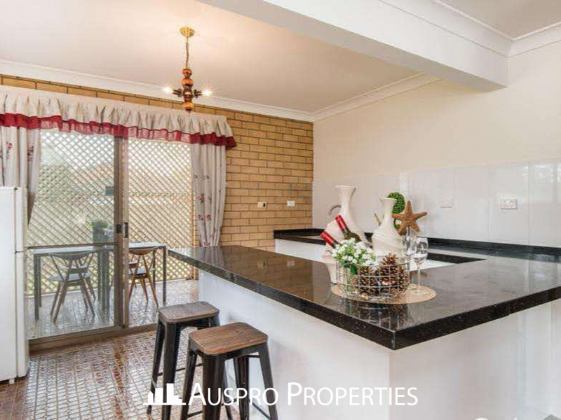 9 Karalee St, Sunnybank, QLD 4109 Australia