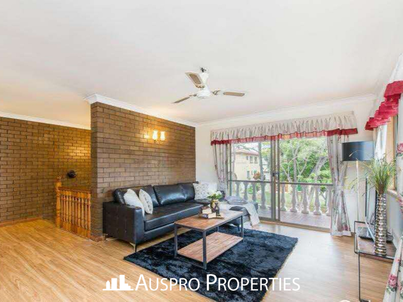 9 Karalee St, Sunnybank, QLD 4109 Australia