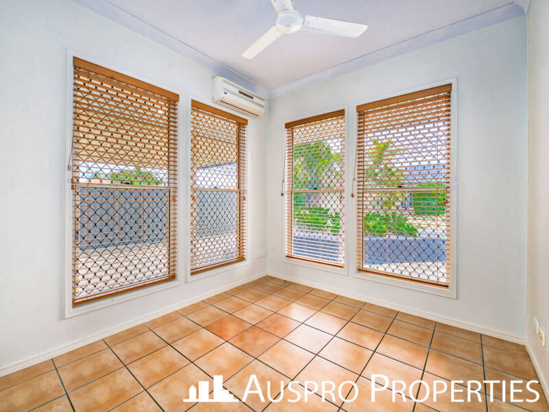 10 Agostino Cl, Doolandella, QLD 4077 Australia