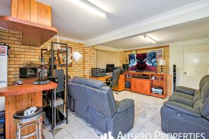 398 Warrigal Rd, Eight Mile Plains, QLD 4113 Australia