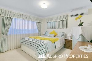 398 Warrigal Rd, Eight Mile Plains, QLD 4113 Australia