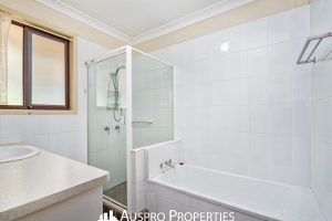 50 Greenmeadow Road, Mansfield, QLD 4122 Australia