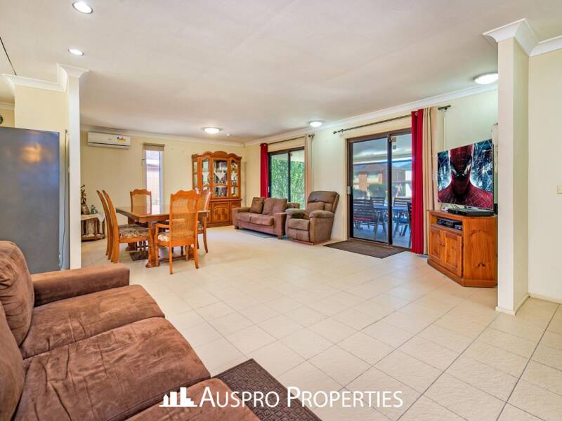 50 Greenmeadow Road, Mansfield, QLD 4122 Australia