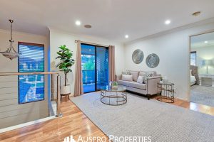 79 White Cedar Cct, Stretton, QLD 4116 Australia