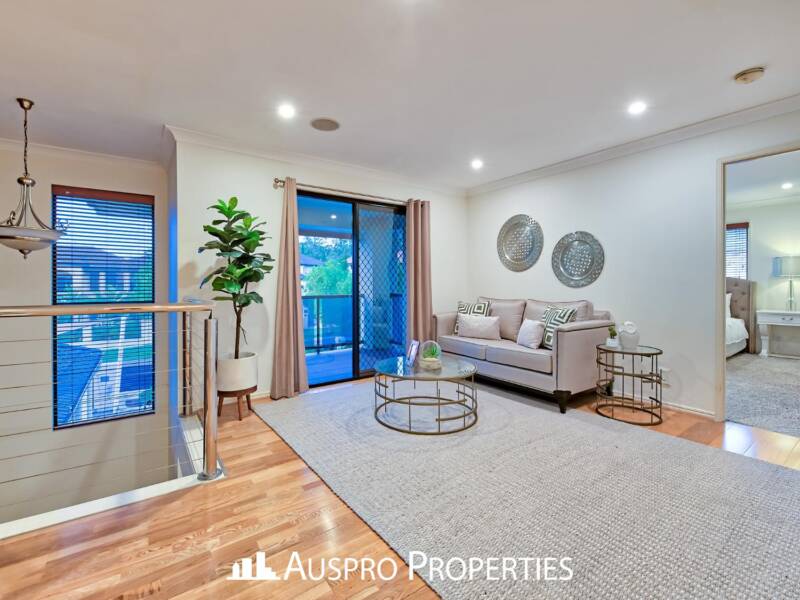 79 White Cedar Cct, Stretton, QLD 4116 Australia