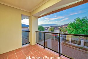 79 White Cedar Cct, Stretton, QLD 4116 Australia