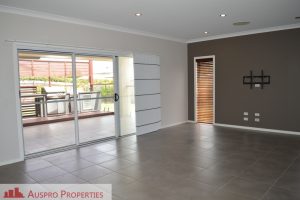 37 Parkgrove St, Birkdale, QLD 4159 Australia
