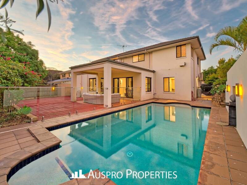 79 White Cedar Cct, Stretton, QLD 4116 Australia
