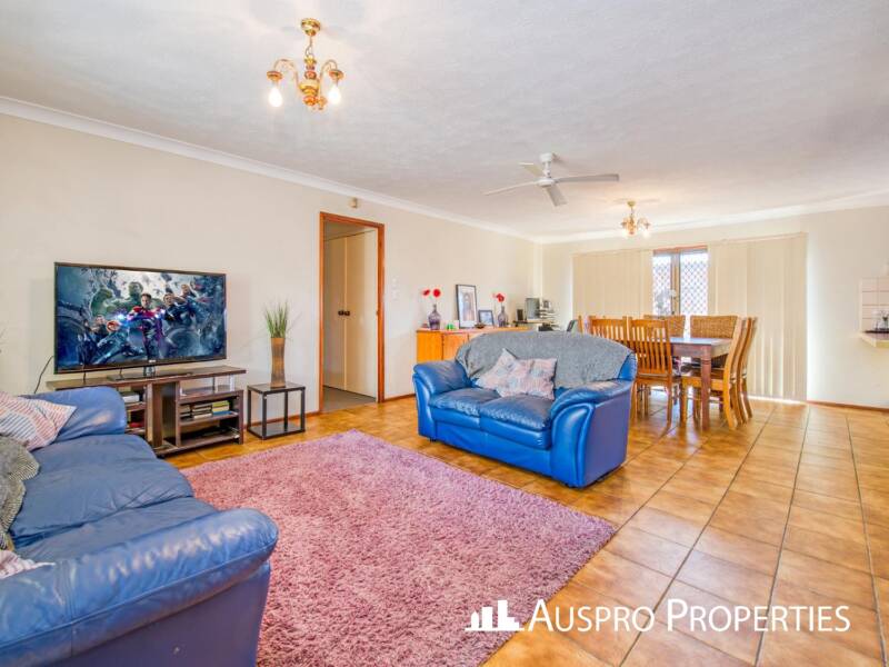 8 Folkes Close, Bellbird Park, QLD 4300 Australia