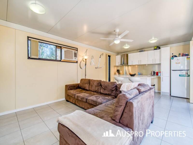 8 Folkes Close, Bellbird Park, QLD 4300 Australia